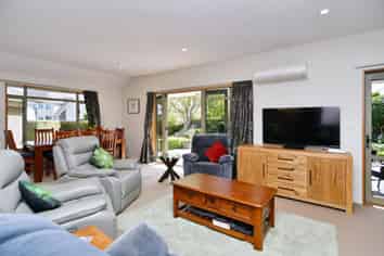34 Oregon Place, Burwood