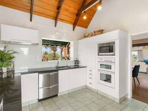 27 Kawiu Road, Levin