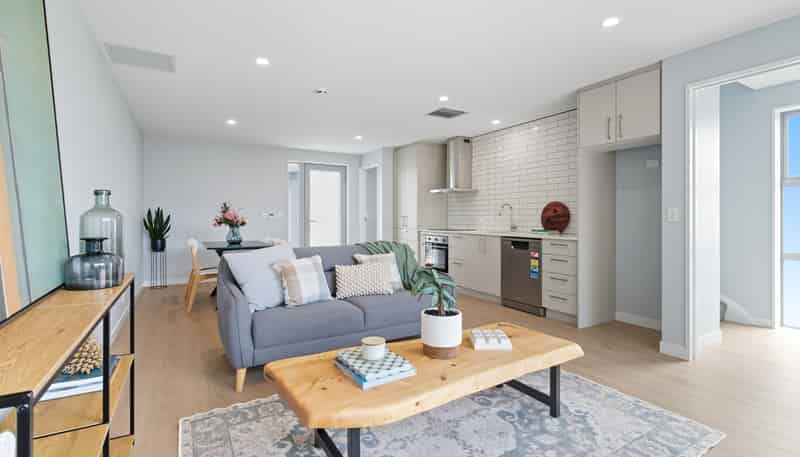 Units 1- 4/89 Jerrold Street North, Addington