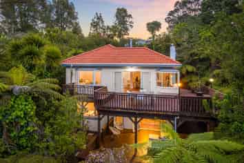 326 Titirangi Road, Titirangi