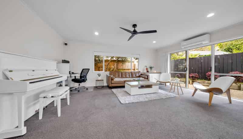 2/13 Fratley Avenue, Farm Cove