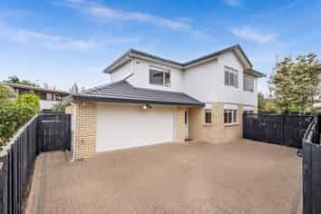 2/13 Fratley Avenue, Farm Cove