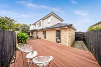 2/13 Fratley Avenue, Farm Cove
