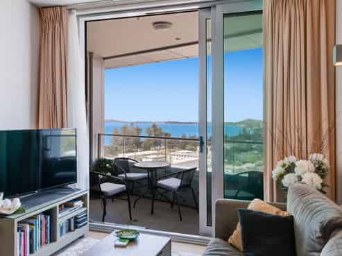 1113/11 Tamariki Avenue, Orewa