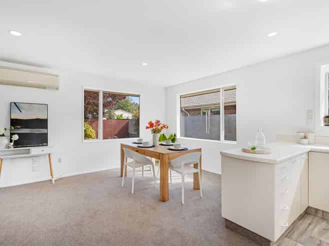 2/20 Studholme Street, Somerfield
