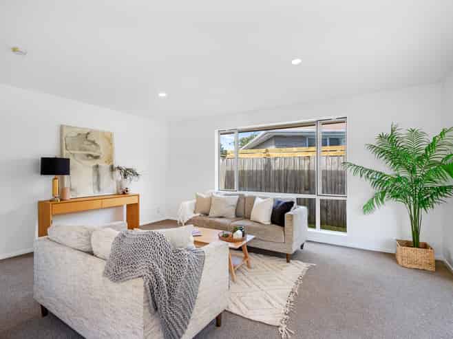 2/20 Studholme Street, Somerfield