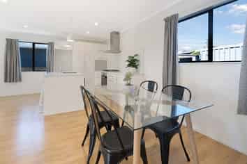 134 McLeod Road, Te Atatu South