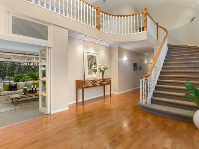 84 Potts Road, Whitford