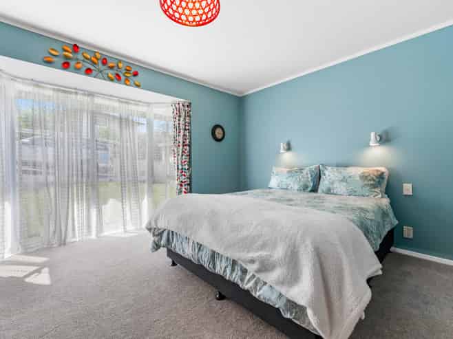 2/30 Lagoon Way, West Harbour