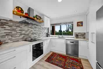 12 Beach Road, Urenui