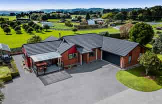 12 Beach Road, Urenui