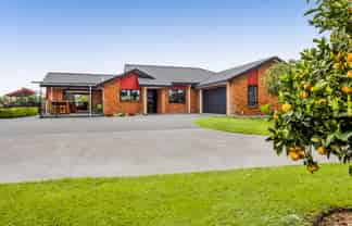 12 Beach Road, Urenui