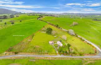 10 Taipuha Settlement Road, Paparoa