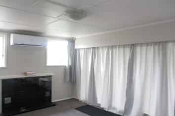 11 Cuba Street, Takaro