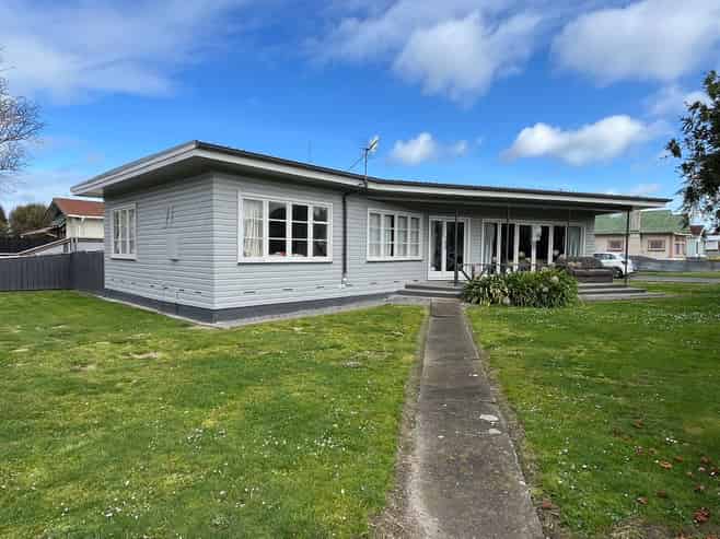 11 Cuba Street, Takaro