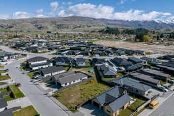 12 Smitham Drive, Cromwell