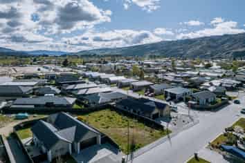 12 Smitham Drive, Cromwell