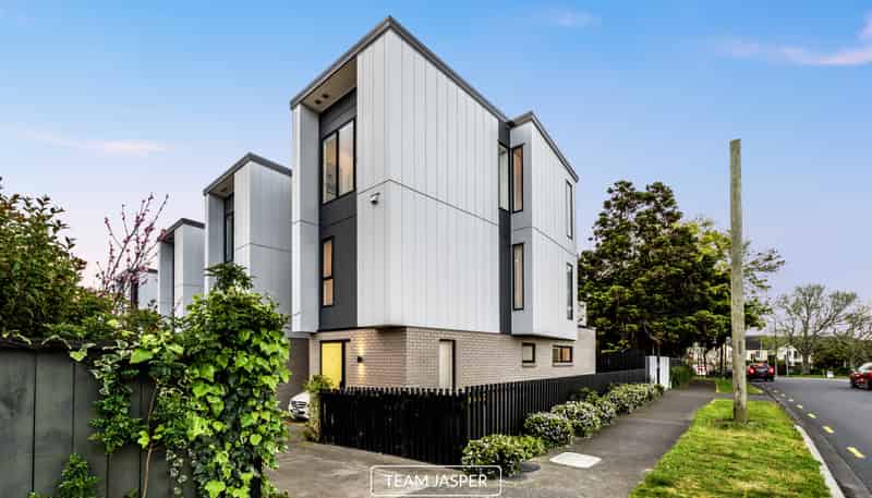 1/48 St Johns Road, Meadowbank