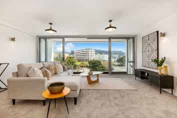 6/74 Oriental Parade, Oriental Bay