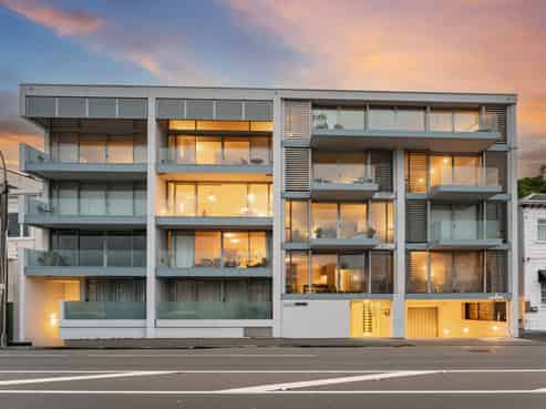 6/74 Oriental Parade, Oriental Bay