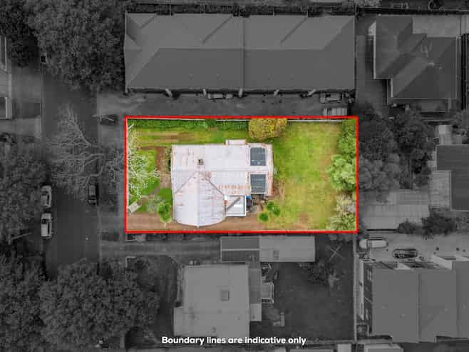 22 Acorn Street, Royal Oak
