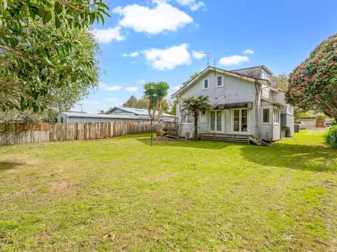 22 Acorn Street, Royal Oak