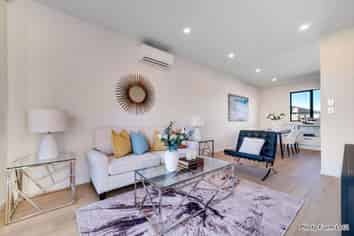 1/32 Tiraumea Drive, Pakuranga