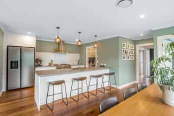 4 Verdeco Boulevard, Lincoln