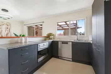10 Santiago Crescent, Unsworth Heights