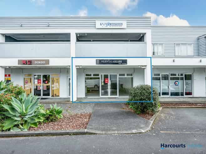 High-profile mixed-use complex on Rosedale Road
