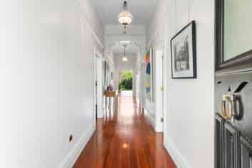 51 Paice Ave, Sandringham