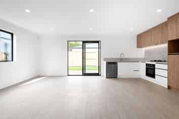 3/239 Tramway Road, Enderley
