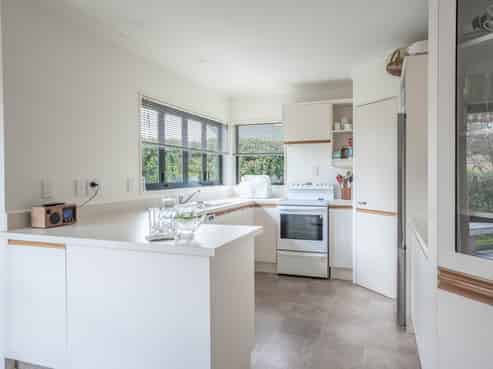 9 Haines Grove, Rainbow Point