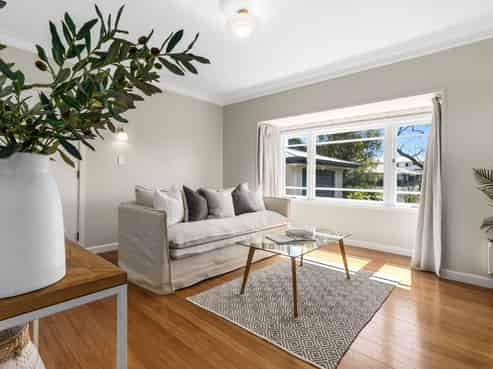 110A Fourteenth Avenue, Avenues