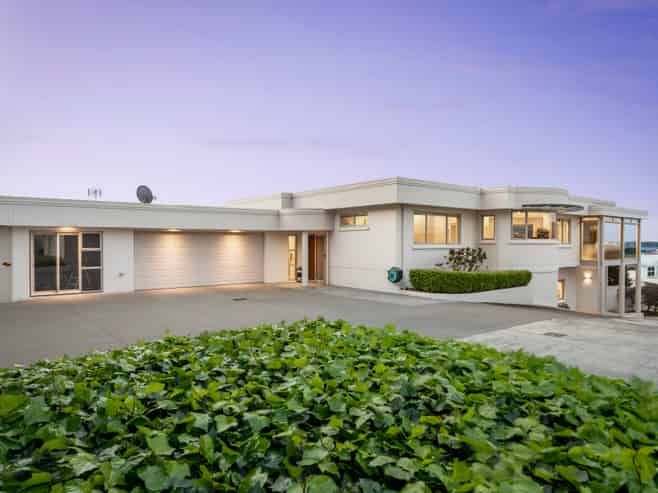 3 Seaview Road, Otumoetai
