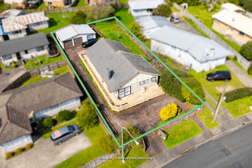 36 Barrys Road, Glendene