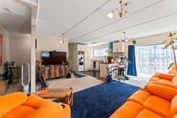 36 Barrys Road, Glendene