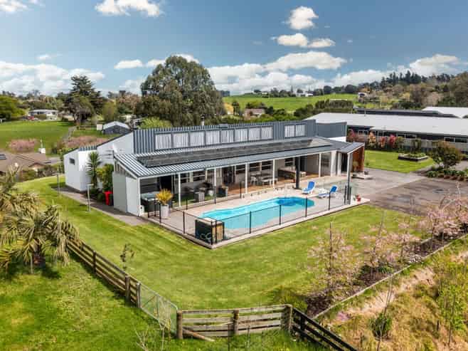 22 Pickwick Road, Otamatea