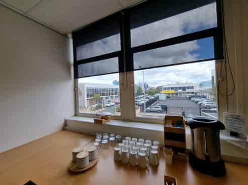 Commanding Inner City Office