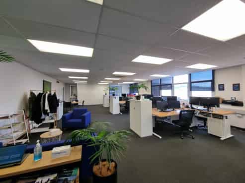 Commanding Inner City Office