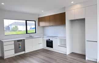 1 Battersby Lane, Windsor Park