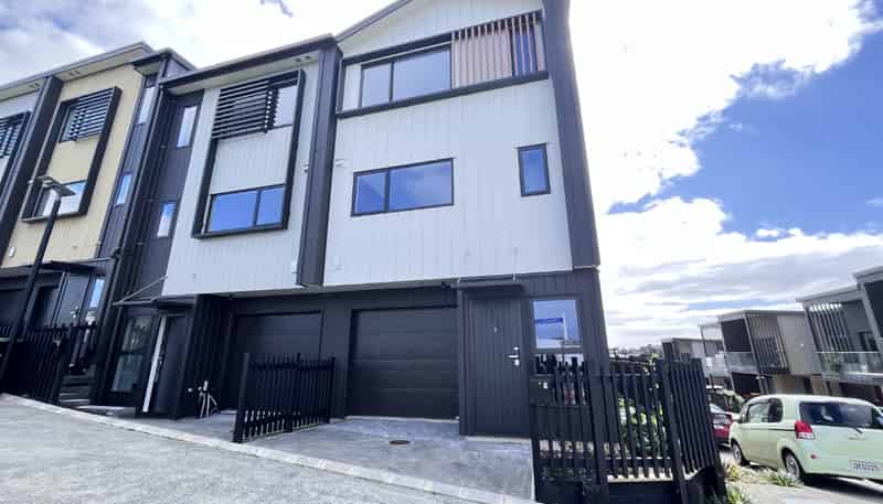1 Battersby Lane, Windsor Park