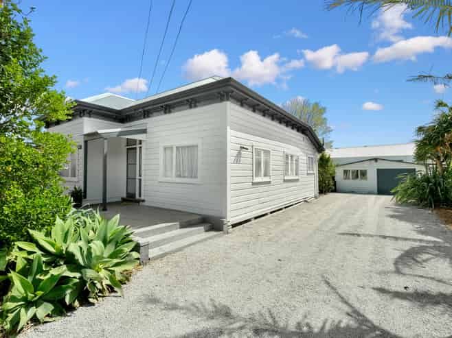 6 Duke Street, Tamarau