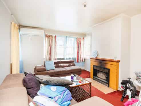 6 Lambert Street, Marton