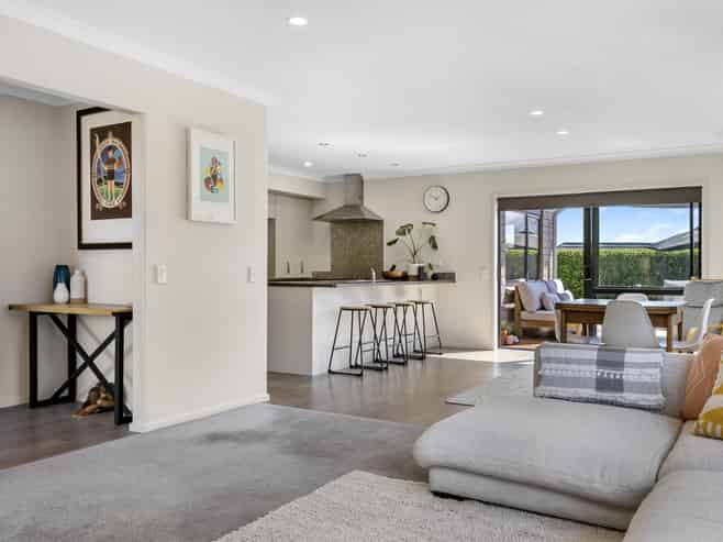 15 Windsor Street, Richmond Heights