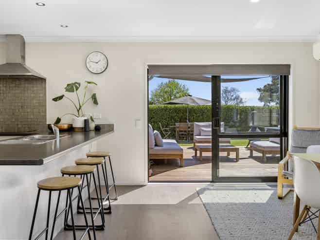 15 Windsor Street, Richmond Heights