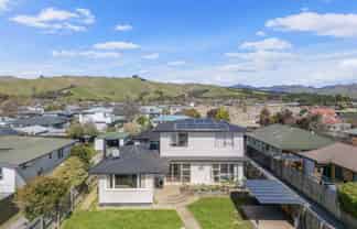 9A Buick Street, Redwoodtown