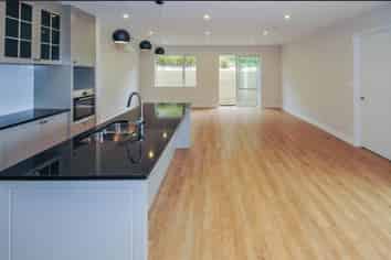 27 Caldera Drive, Long Bay