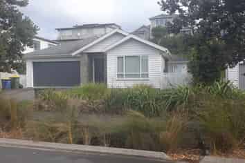 27 Caldera Drive, Long Bay