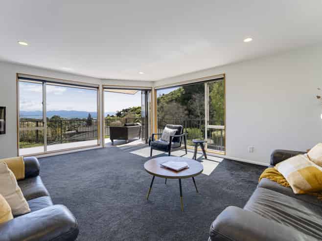 6 Strathaven Place, Atawhai